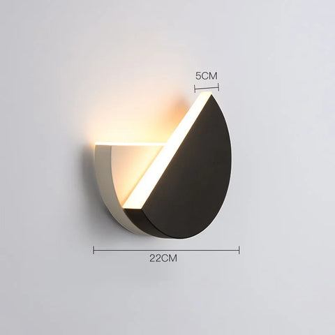 Wall lamp with dimensions