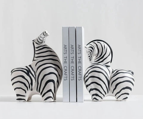 2 zebras as book ends