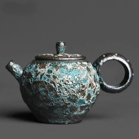 Textured teapot