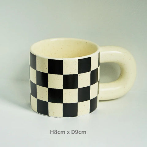 Checked mug with dimensions