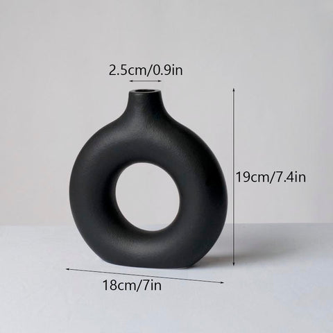 Vases with dimensions